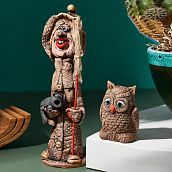 Статуэтка Баба Яга с котом и свистулькой