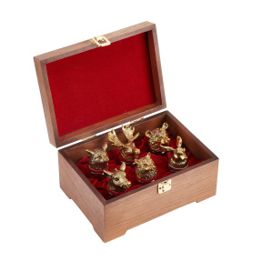 Рюмки - перевертыши коллекция зверей, (дуб, красный)